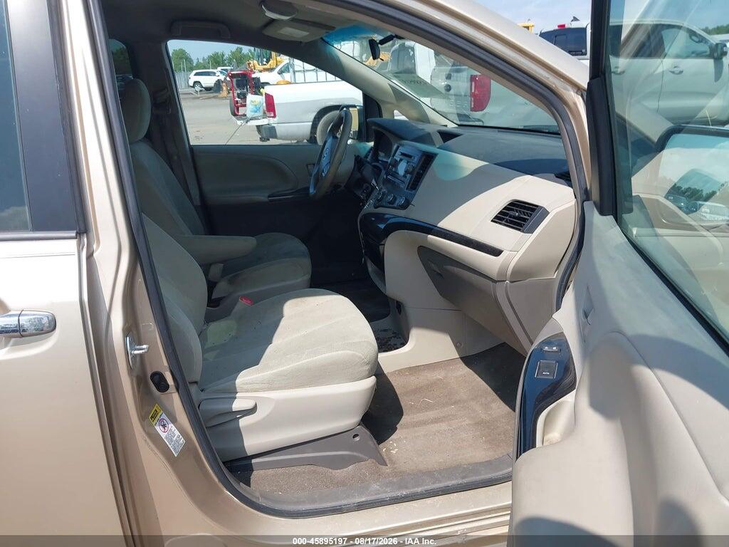5TDZK3DC5DS355403 2013 TOYOTA SIENNA photo no. 5