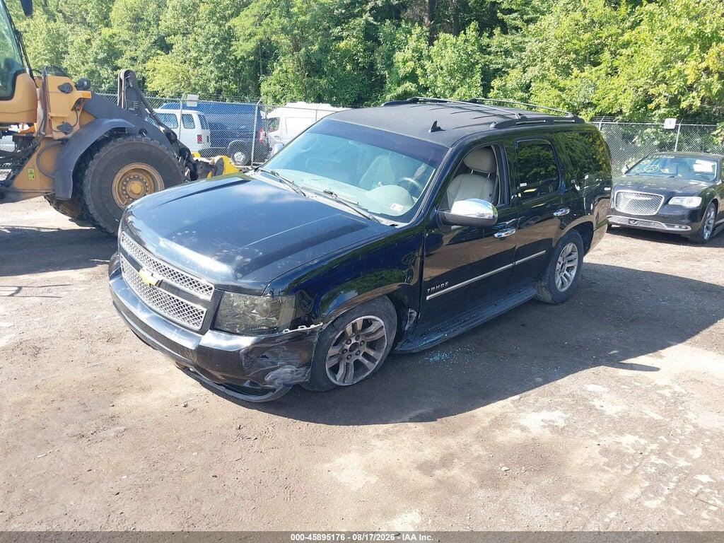 1GNSKCE0XDR259827 2013 CHEVROLET TAHOE photo no. 2