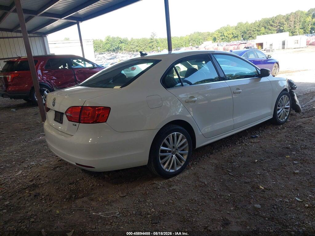 3VWLL7AJ9DM411840 2013 VOLKSWAGEN JETTA photo no. 4