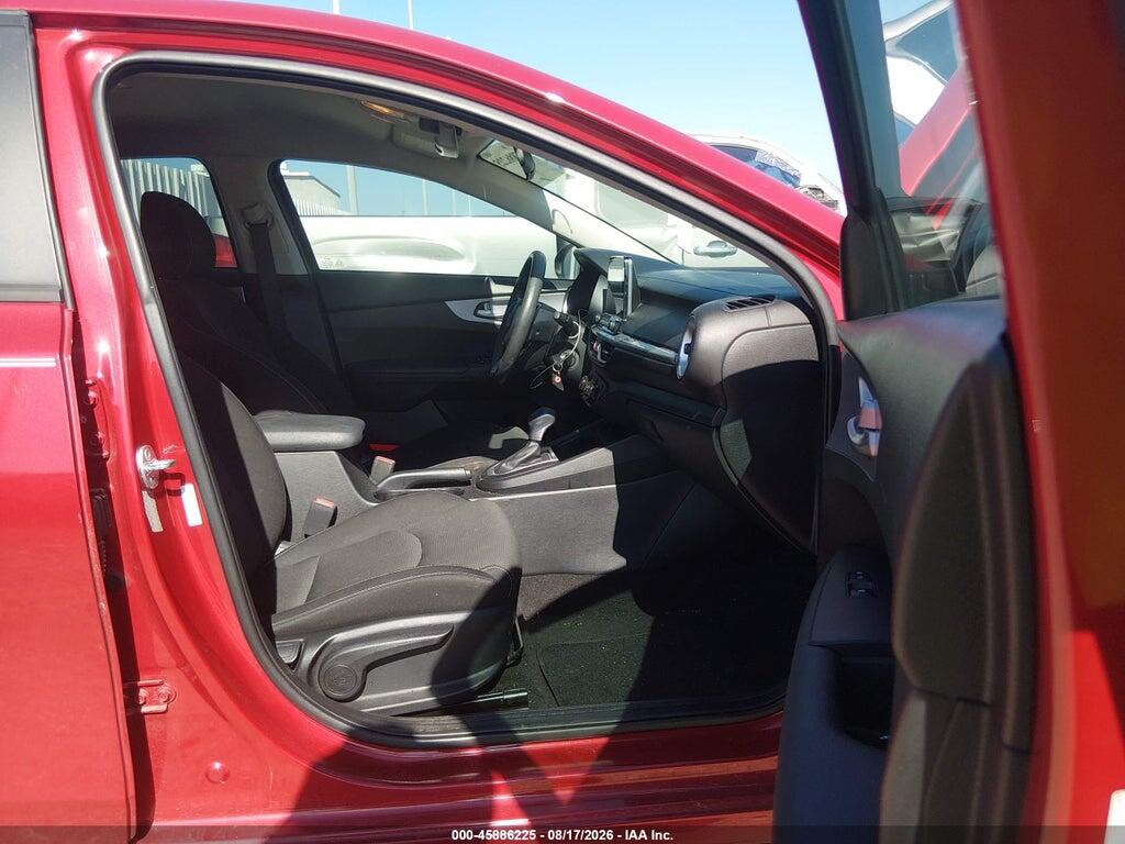 3KPF24AD5RE741178 2024 KIA FORTE photo no. 5