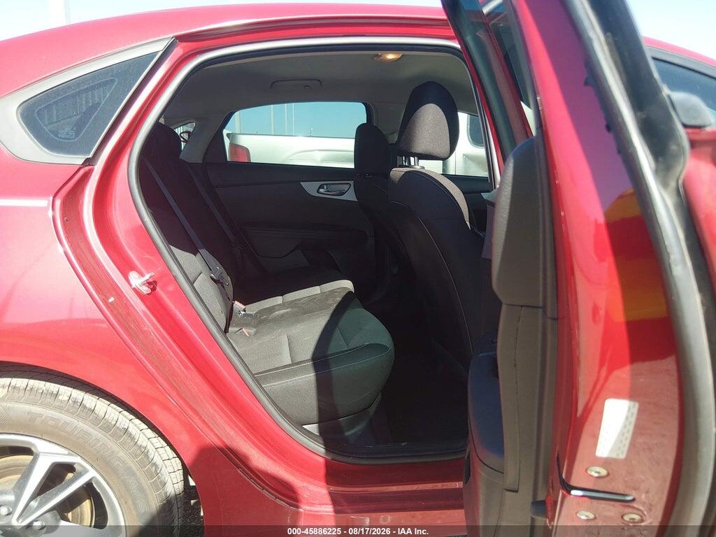 3KPF24AD5RE741178 2024 KIA FORTE photo no. 8