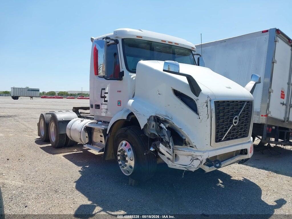 2021 VOLVO VNR 4V4WC9EH0MN281847