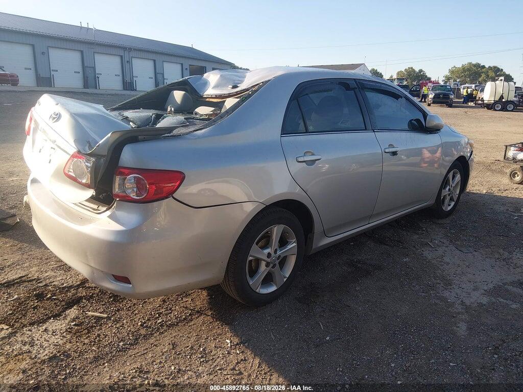 2T1BU4EE2DC926064 2013 TOYOTA COROLLA photo no. 4