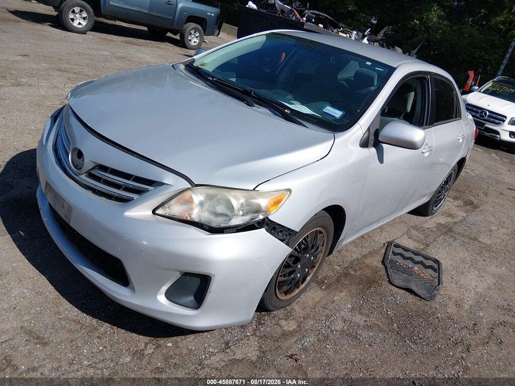 2T1BU4EE5DC053636 2013 TOYOTA COROLLA photo no. 2