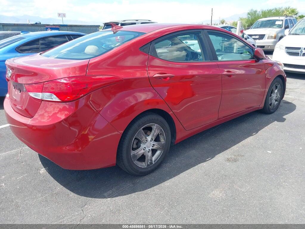 KMHDH4AE2DU711639 2013 HYUNDAI ELANTRA photo no. 4