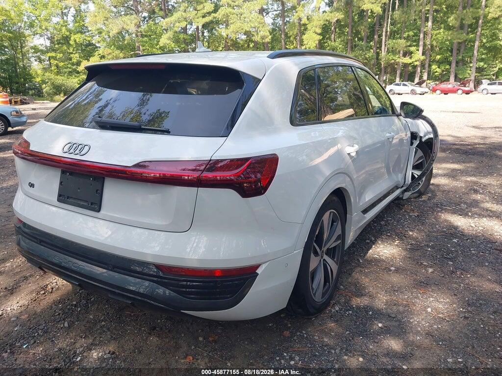 WA15AAGE3RB030681 2024 AUDI Q8 E-TRON photo no. 4