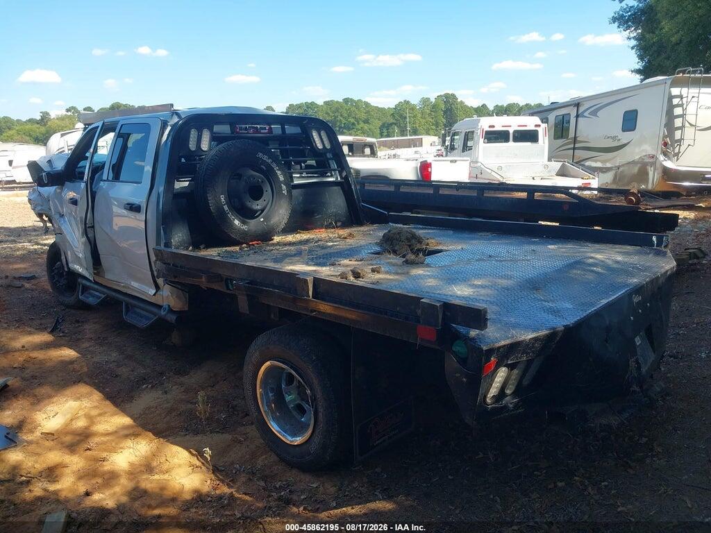 3C7WRTCL7RG392137 2024 RAM 3500 CHASSIS photo no. 3