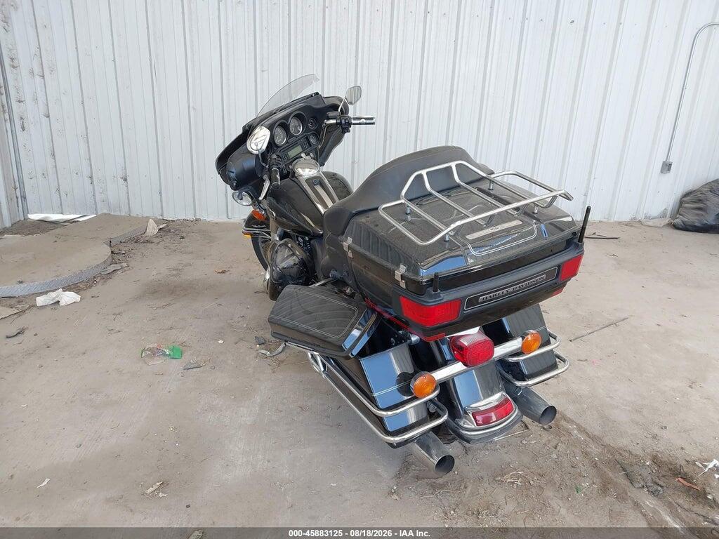 1HD1FCM12DB645488 2013 HARLEY-DAVIDSON FLHTCU photo no. 3