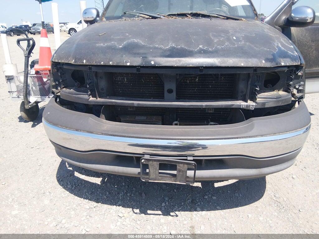 1FTRX17W22KD37053 2002 FORD F-150 photo no. 6