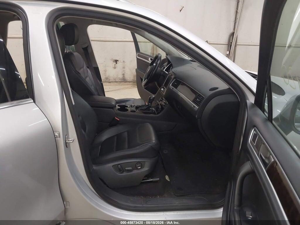 WVGEP9BPXDD007306 2013 VOLKSWAGEN TOUAREG photo no. 5