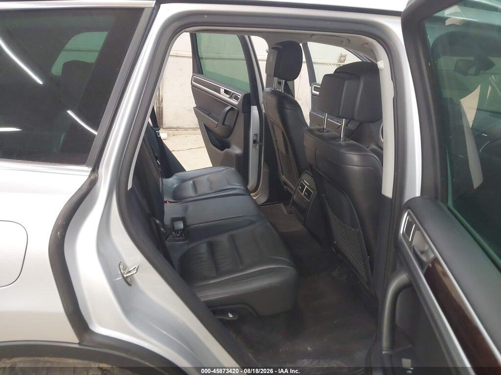 WVGEP9BPXDD007306 2013 VOLKSWAGEN TOUAREG photo no. 8
