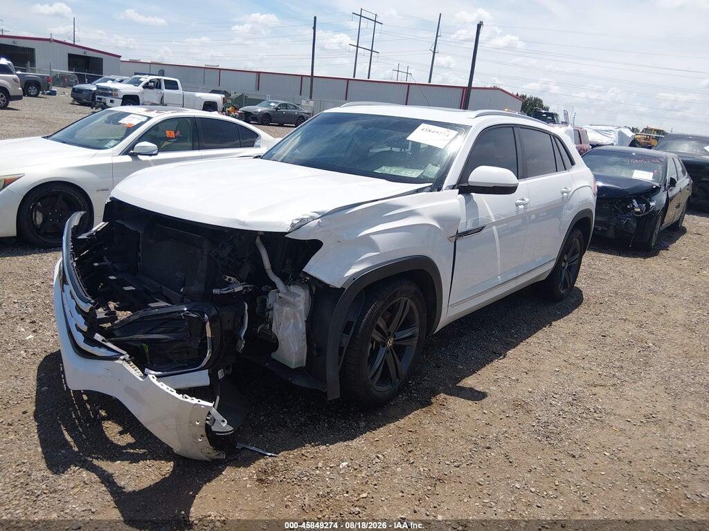 1V2PE2CA3MC212233 2021 VOLKSWAGEN ATLAS CROSS SPORT photo no. 2