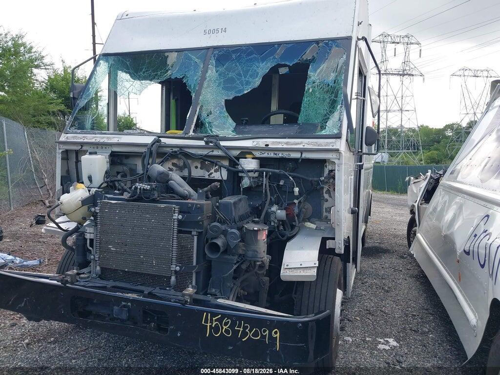 1F64F5KN5M0A05290 2021 FORD F-59 COMMERCIAL STRIPPED photo no. 2