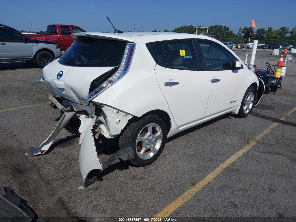 1N4AZ0CP3DC410157 2013 NISSAN LEAF photo no. 4