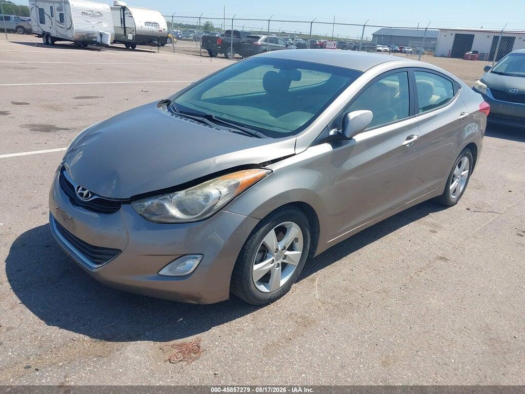 5NPDH4AE8DH227814 2013 HYUNDAI ELANTRA photo no. 2