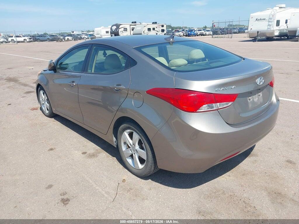 5NPDH4AE8DH227814 2013 HYUNDAI ELANTRA photo no. 3