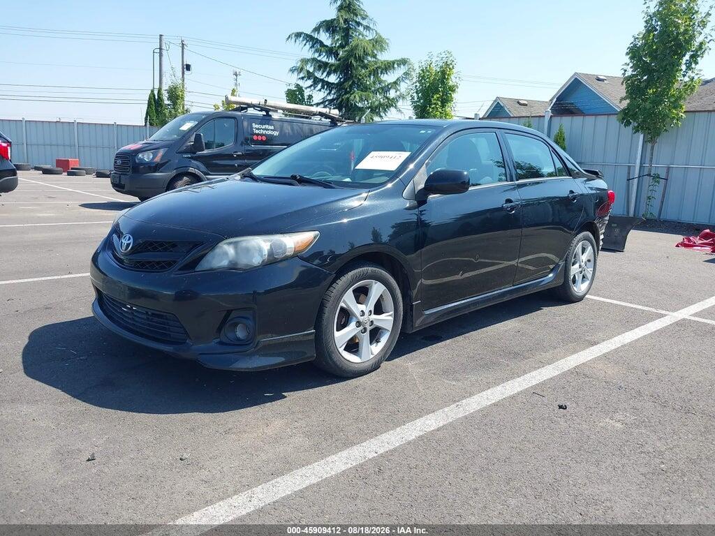 2T1BU4EE0CC851346 2012 TOYOTA COROLLA photo no. 2