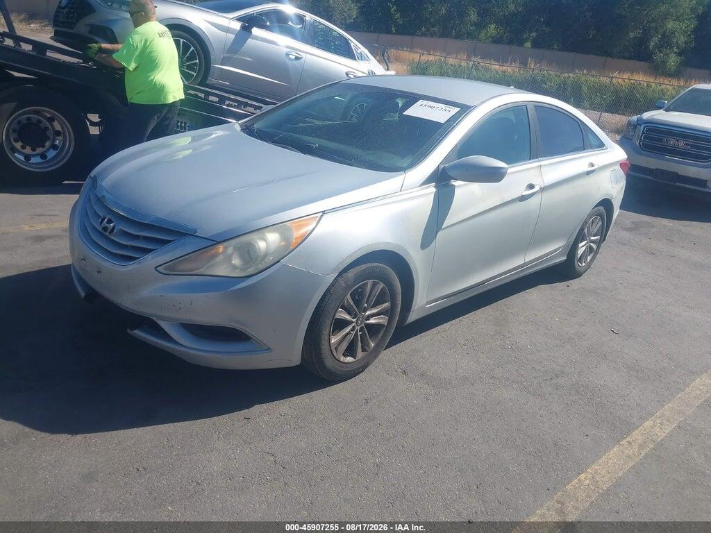 5NPEB4AC3CH477075 2012 HYUNDAI SONATA photo no. 2