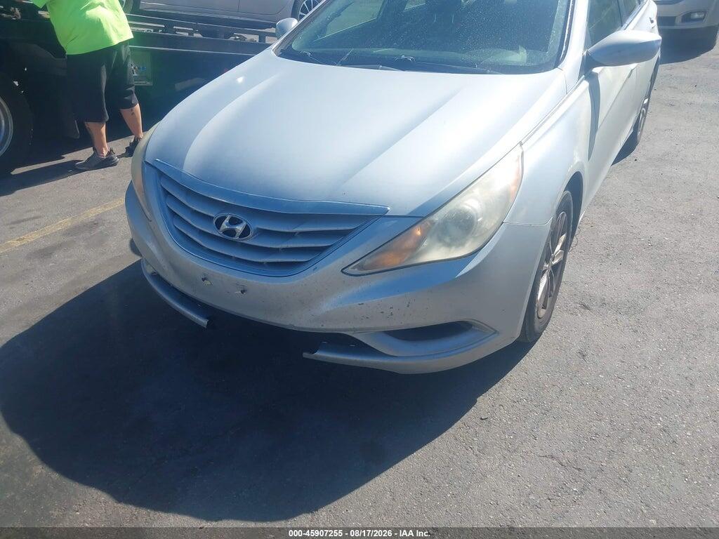 5NPEB4AC3CH477075 2012 HYUNDAI SONATA photo no. 6