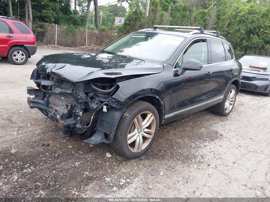 WVGEF9BP5DD002355 2013 VOLKSWAGEN TOUAREG photo no. 2