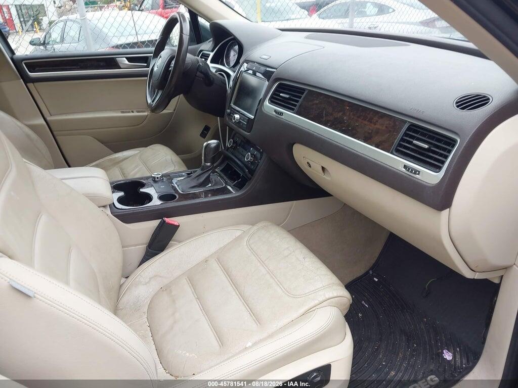 WVGEF9BP5DD002355 2013 VOLKSWAGEN TOUAREG photo no. 5