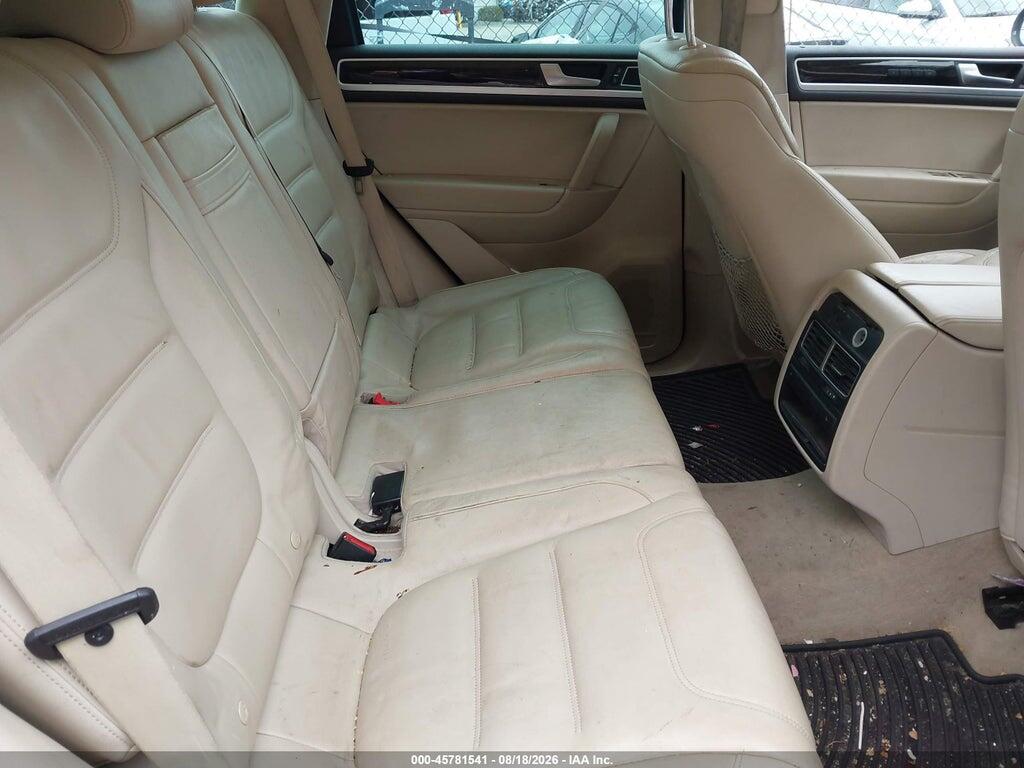WVGEF9BP5DD002355 2013 VOLKSWAGEN TOUAREG photo no. 8