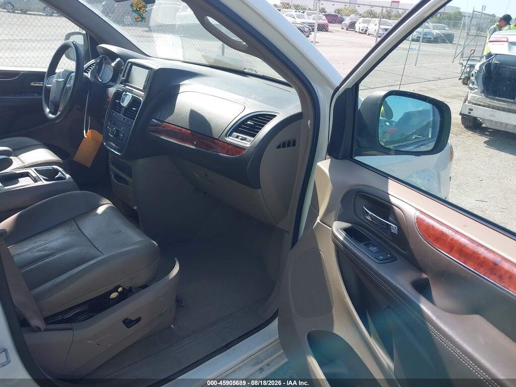 2C4RC1CG3CR300901 2012 CHRYSLER TOWN & COUNTRY photo no. 5