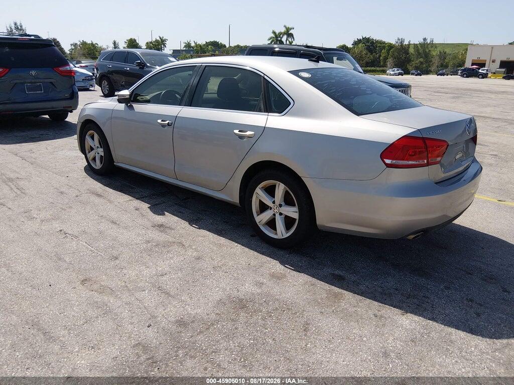 1VWBN7A3XCC013110 2012 VOLKSWAGEN PASSAT photo no. 3