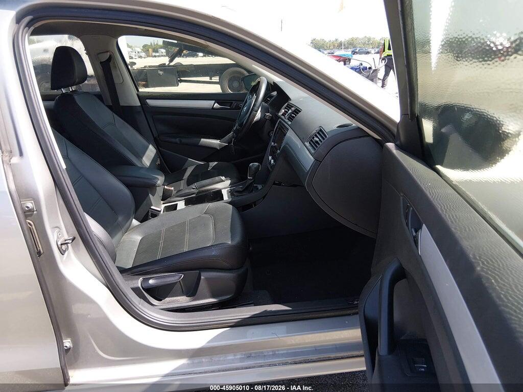 1VWBN7A3XCC013110 2012 VOLKSWAGEN PASSAT photo no. 5