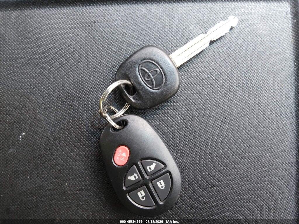 5TDKK3DC8CS207035 2012 TOYOTA SIENNA photo no. 11