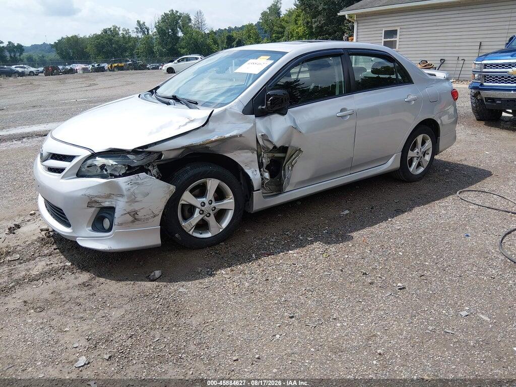 2T1BU4EE0CC912226 2012 TOYOTA COROLLA photo no. 2