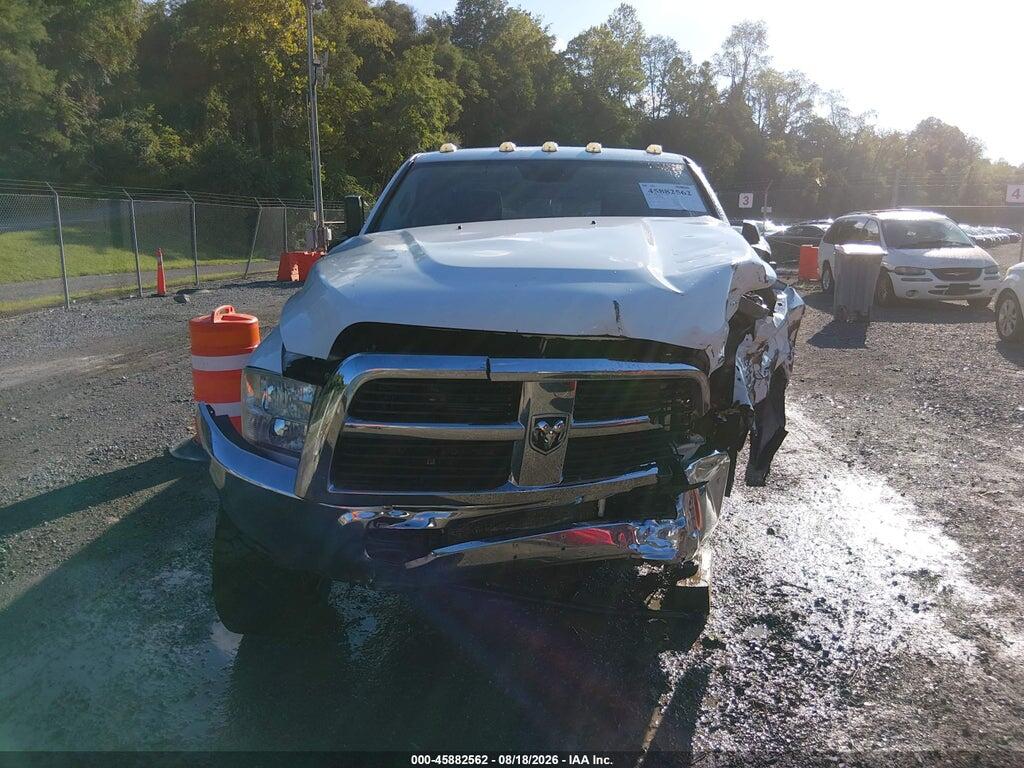 3C63D3GLXCG304768 2012 RAM 3500 photo no. 11