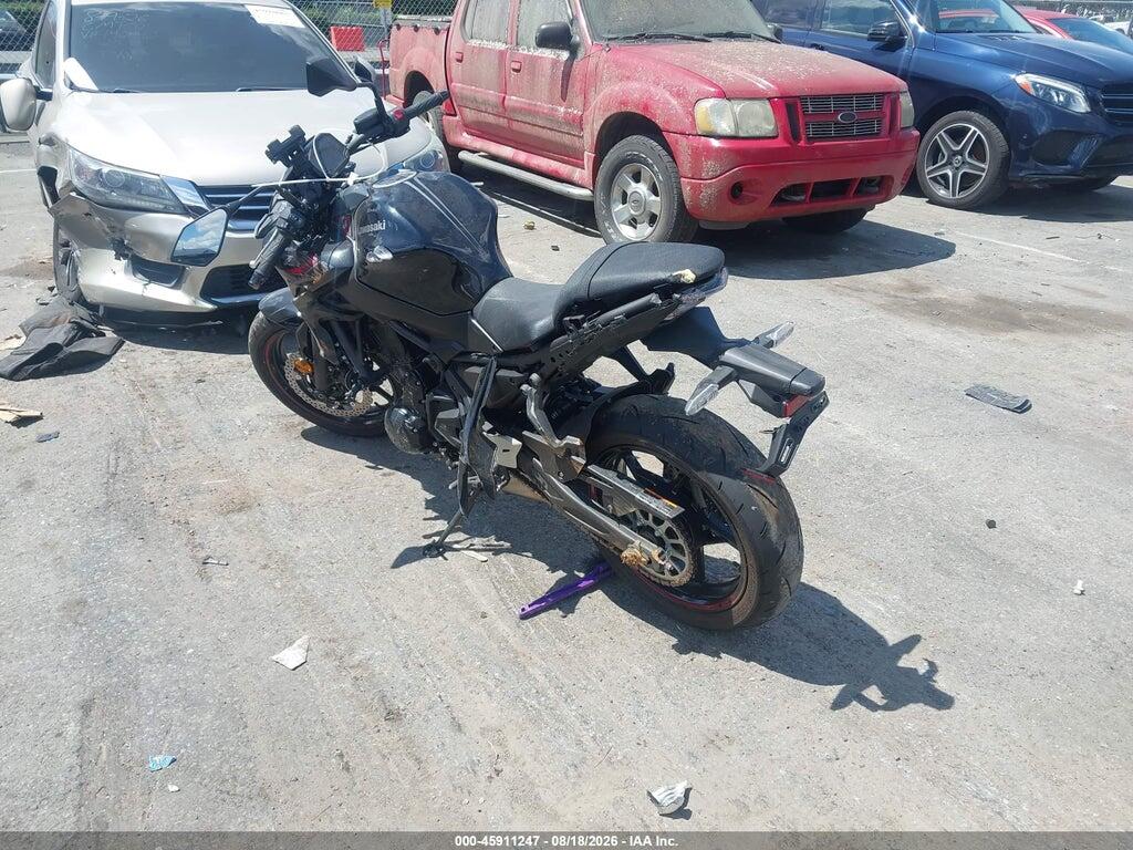 ML5EREP16SDAF8805 2025 KAWASAKI ER650 photo no. 3