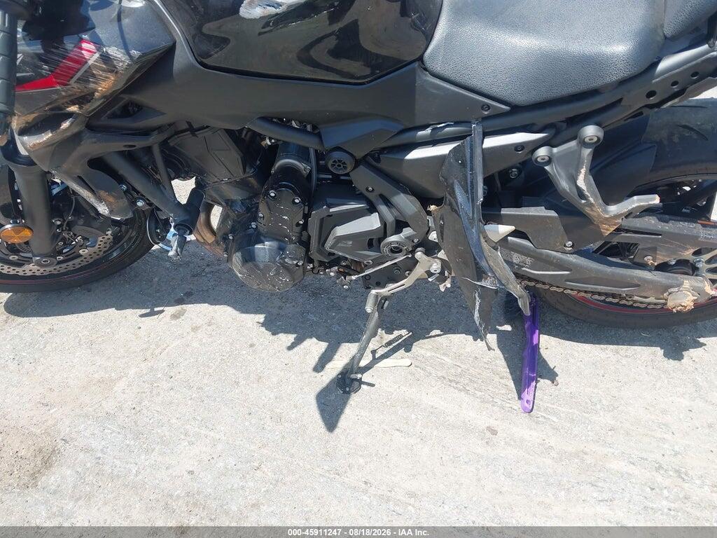 ML5EREP16SDAF8805 2025 KAWASAKI ER650 photo no. 9