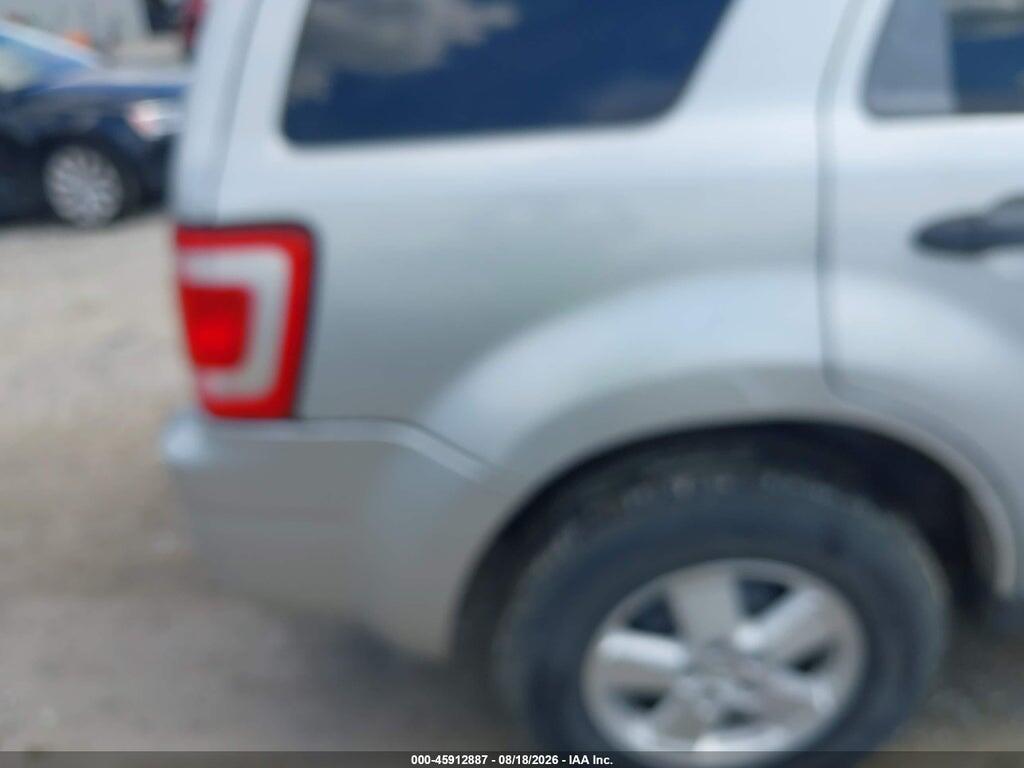 2008 FORD ESCAPE XLT — Фото 6 из 16