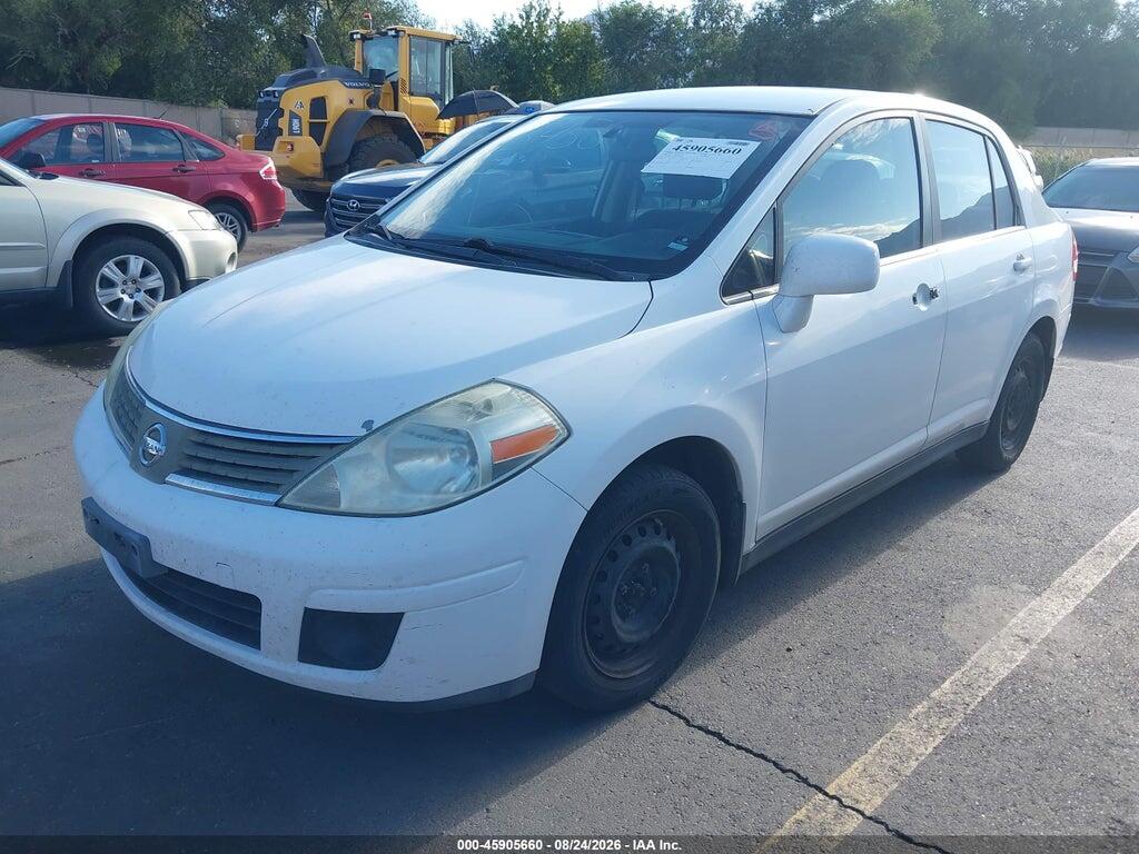 3N1BC11EX8L415456 2008 NISSAN VERSA photo no. 2