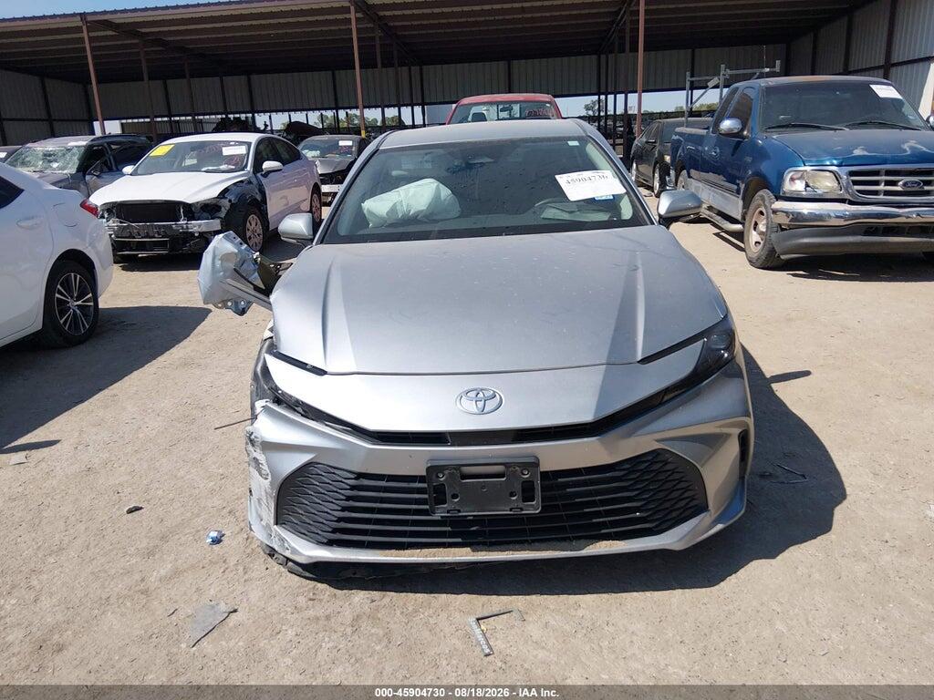 4T1DAACKXSU580768 2025 TOYOTA CAMRY photo no. 11