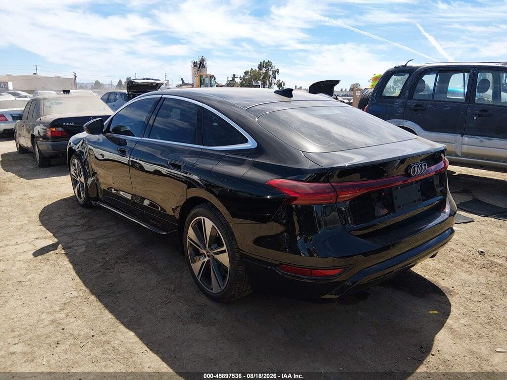 WAU2DAGH5SA023184 2025 AUDI A6 E-TRON photo no. 3