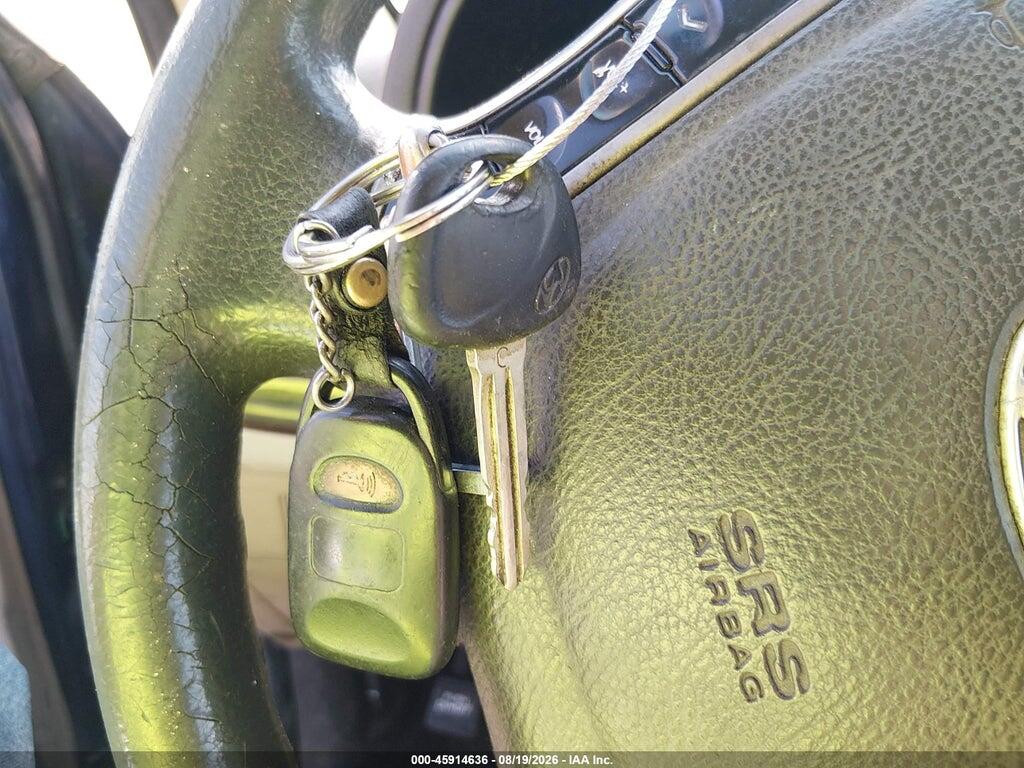5NMSG3AB6AH387628 2010 HYUNDAI SANTA FE photo no. 11