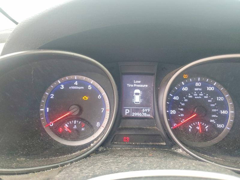 2016 HYUNDAI SANTA FE SE — Фото 9 из 13