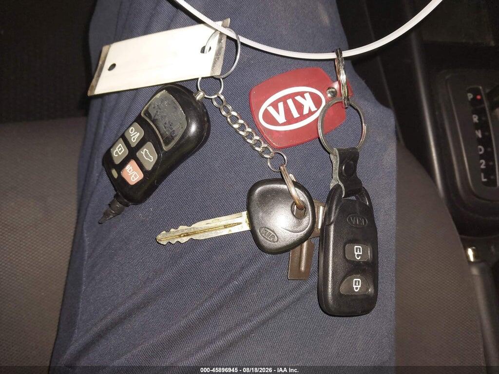 KNDJT2A29A7180577 2010 KIA SOUL photo no. 11