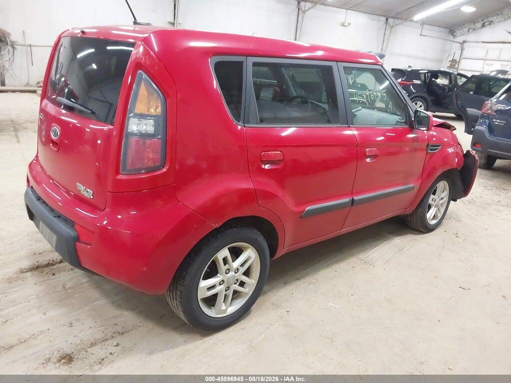 KNDJT2A29A7180577 2010 KIA SOUL photo no. 4