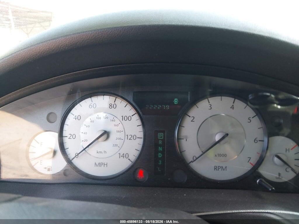 2C3CA5CV2AH225746 2010 CHRYSLER 300 photo no. 7