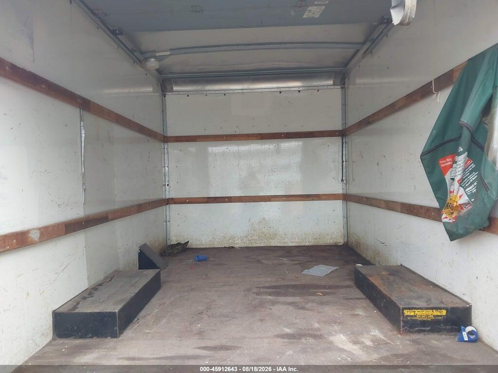 1GDGG31V441902989 2004 GMC SAVANA CUTAWAY photo no. 6