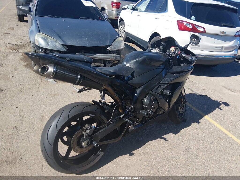 JYARN13E64A000845 2004 YAMAHA YZFR1 photo no. 4