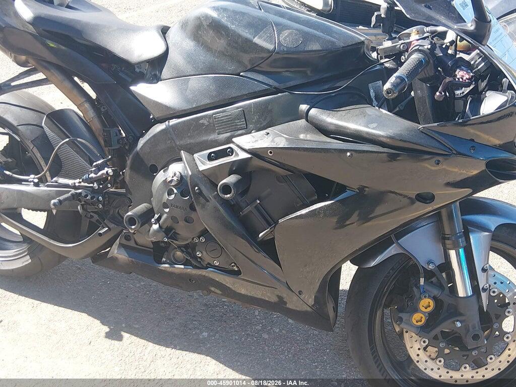 JYARN13E64A000845 2004 YAMAHA YZFR1 photo no. 8