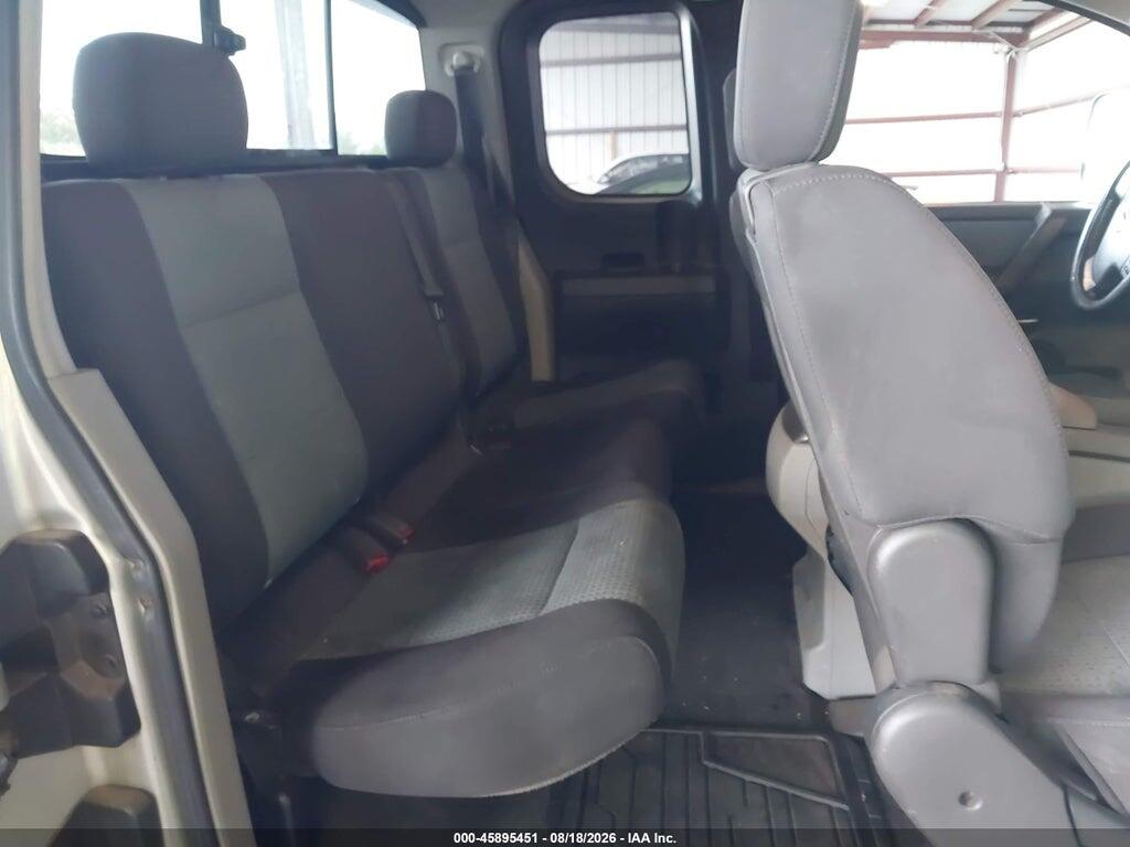 1N6AA06B04N585002 2004 NISSAN TITAN photo no. 8