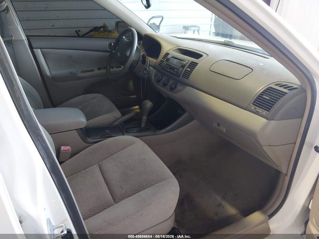 4T1BF32K64U073004 2004 TOYOTA CAMRY photo no. 5