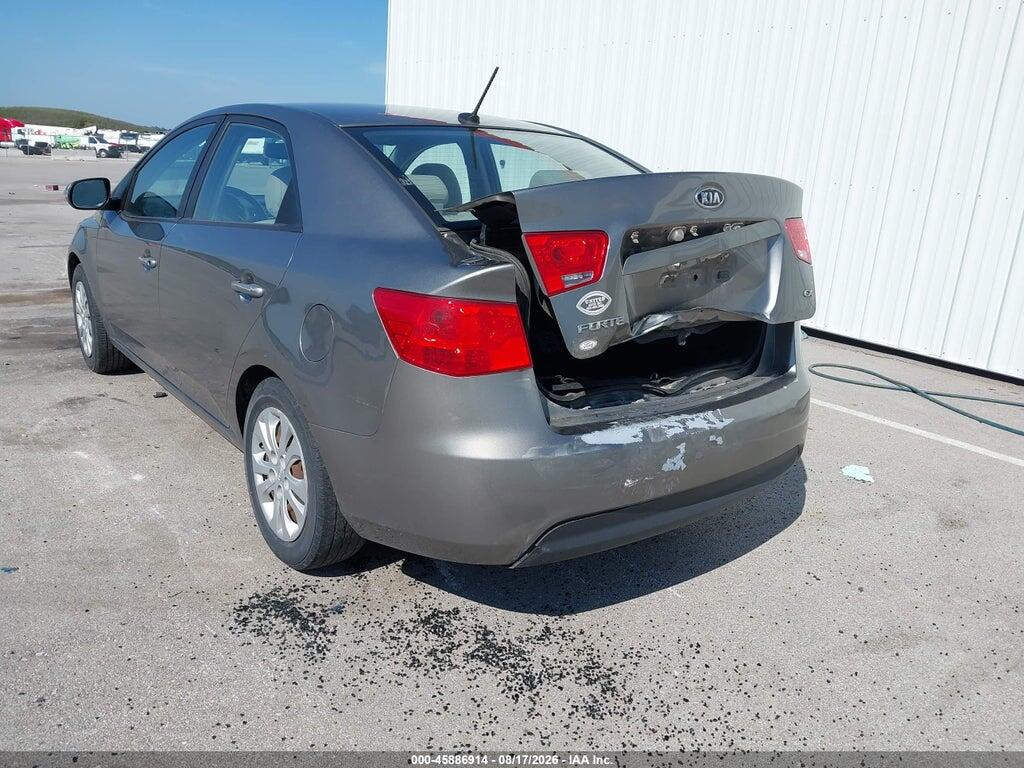 KNAFU4A2XA5860169 2010 KIA FORTE photo no. 6