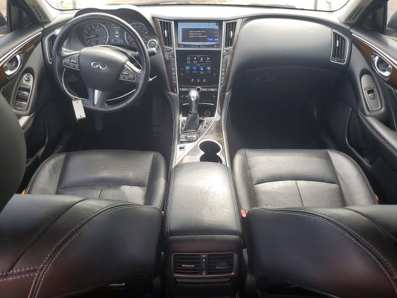 2016 INFINITI Q50 3.0T PREMIUM — Фото 8 из 12